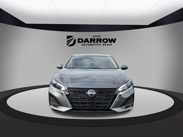 new 2025 Nissan Altima car, priced at $33,698