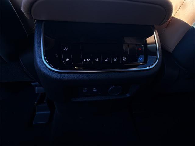 new 2025 Nissan Armada car, priced at $65,627