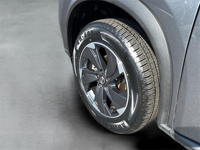 used 2024 Nissan Rogue car, priced at $21,747