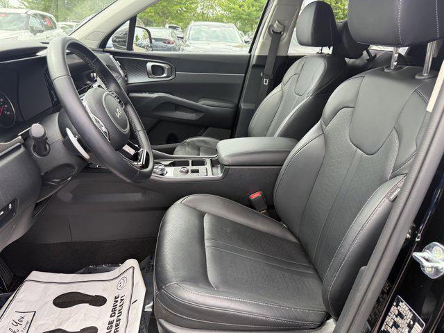 used 2022 Kia Sorento Hybrid car, priced at $28,649