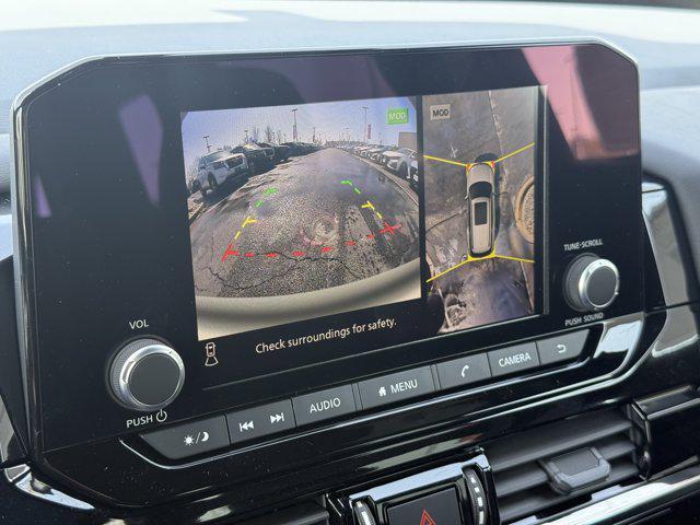 new 2025 Nissan Pathfinder car, priced at $42,260
