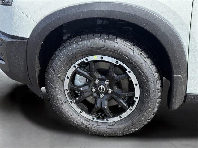 new 2025 Nissan Pathfinder car, priced at $41,260