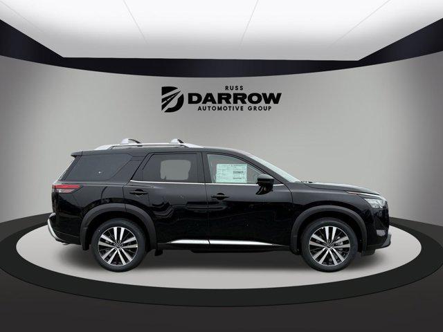 new 2025 Nissan Pathfinder car, priced at $48,937