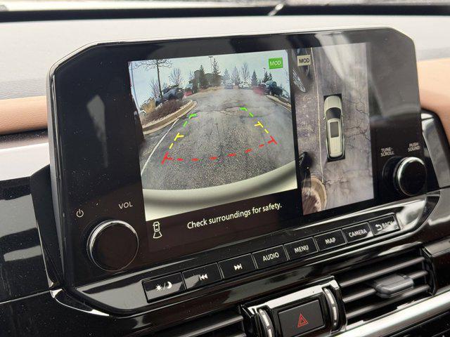 new 2025 Nissan Pathfinder car, priced at $48,937