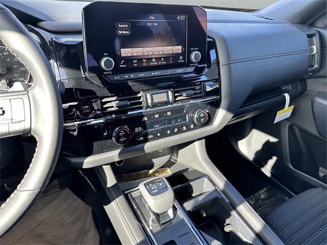new 2025 Nissan Pathfinder car, priced at $43,363