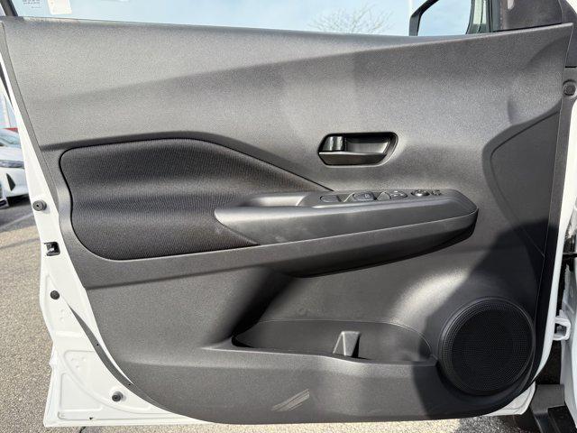 new 2025 Nissan Kicks car, priced at $21,857