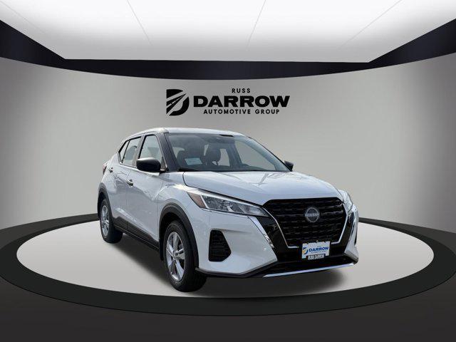 new 2025 Nissan Kicks car, priced at $21,857