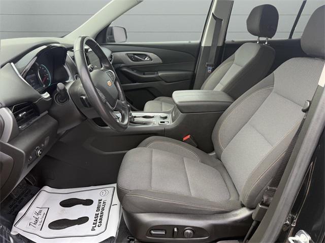 used 2021 Chevrolet Traverse car, priced at $25,592