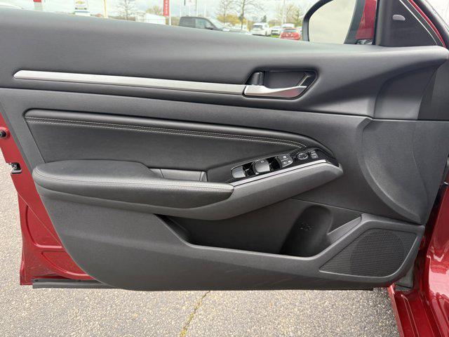 used 2023 Nissan Altima car, priced at $24,012