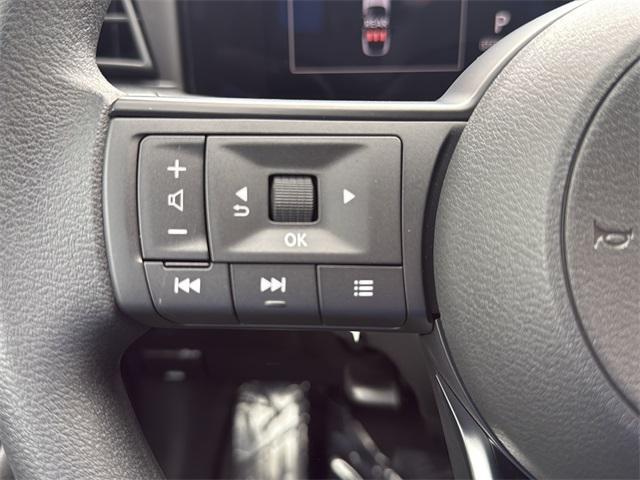 new 2025 Nissan Kicks car, priced at $27,755