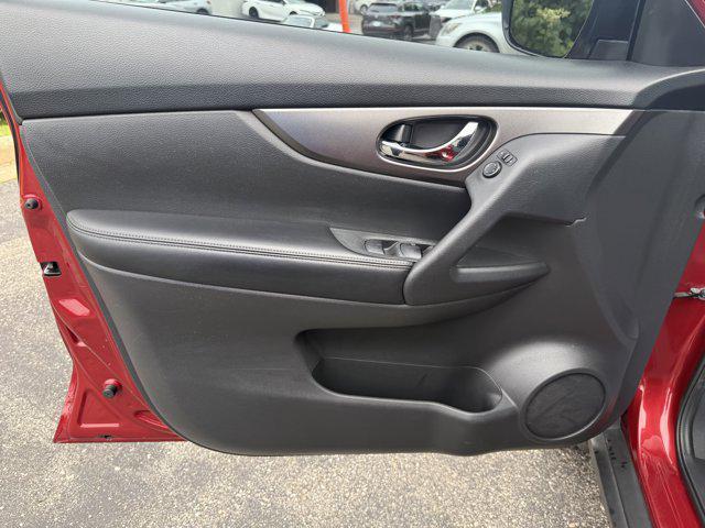 used 2016 Nissan Rogue car, priced at $13,295