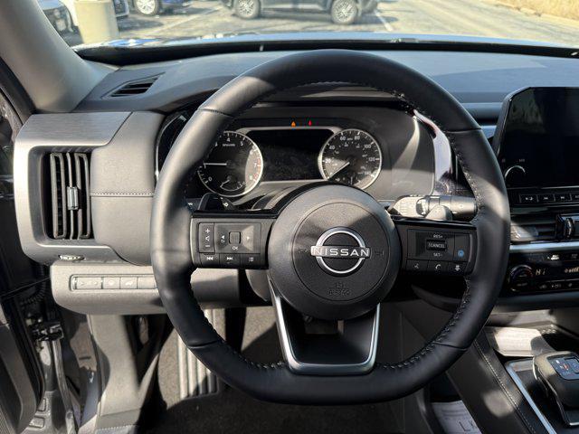new 2025 Nissan Pathfinder car, priced at $42,575