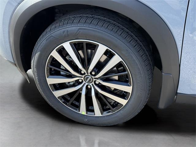 new 2025 Nissan Pathfinder car, priced at $49,778