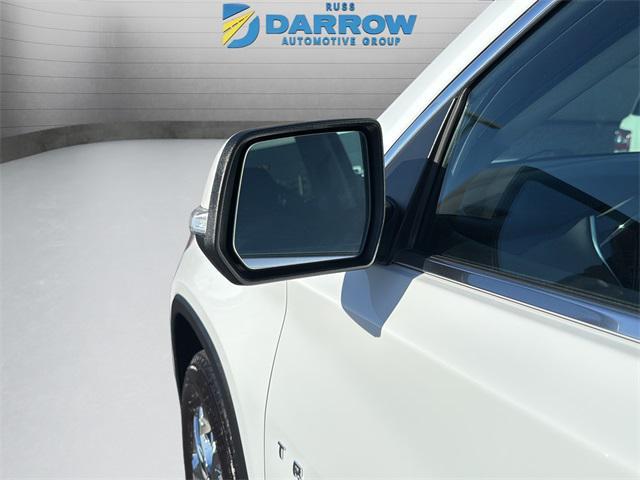 used 2021 Chevrolet Traverse car, priced at $22,998