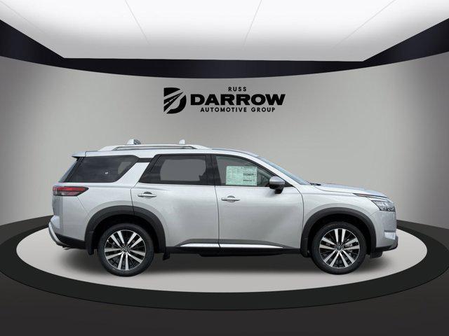 new 2025 Nissan Pathfinder car, priced at $49,015