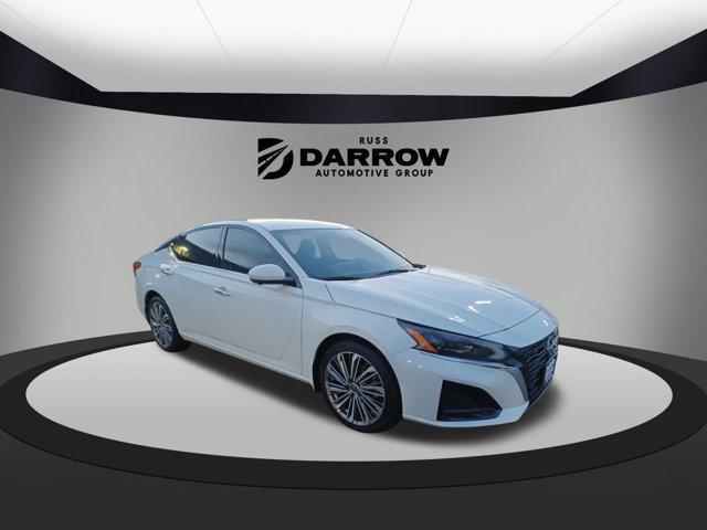 used 2023 Nissan Altima car, priced at $26,104