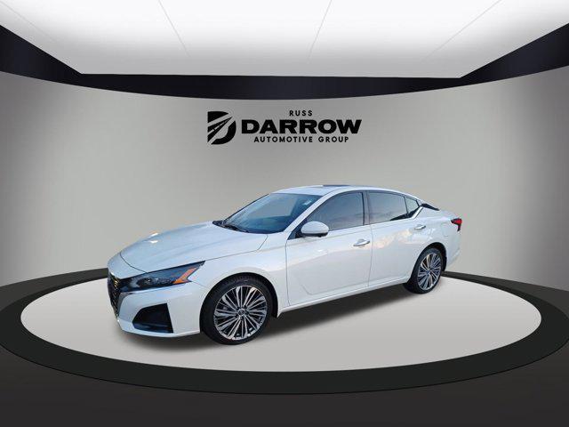 used 2023 Nissan Altima car, priced at $26,104