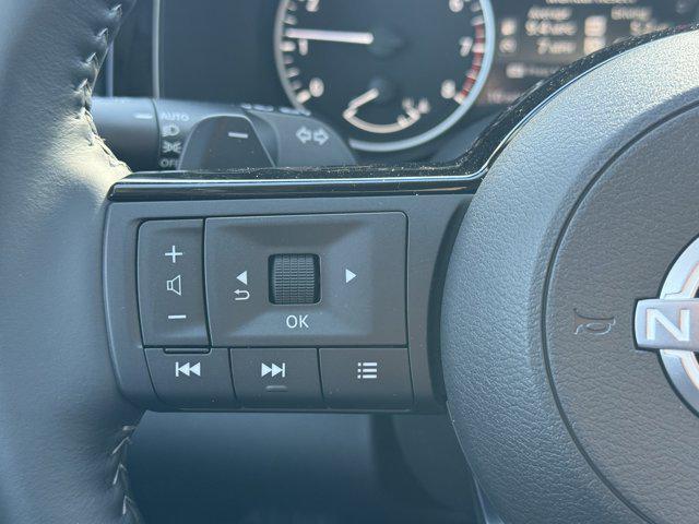new 2025 Nissan Pathfinder car, priced at $42,951