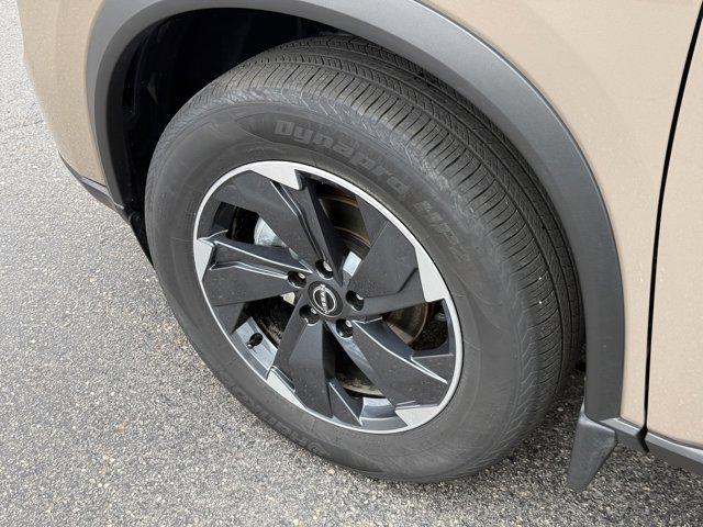 used 2025 Nissan Rogue car, priced at $29,992