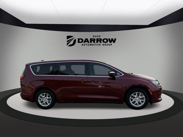 used 2017 Chrysler Pacifica car, priced at $13,847