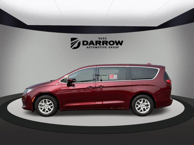 used 2017 Chrysler Pacifica car, priced at $13,847