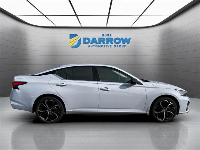 new 2025 Nissan Altima car, priced at $31,522