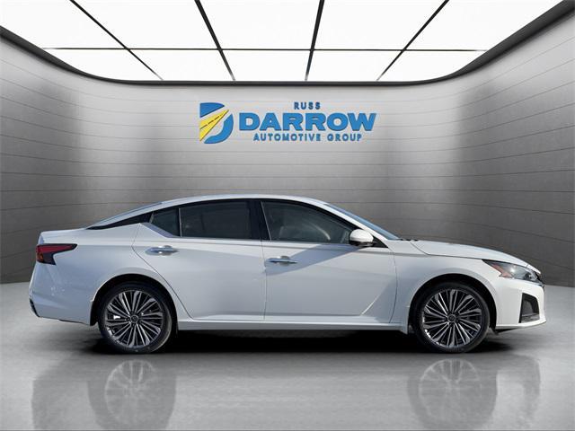 new 2025 Nissan Altima car, priced at $32,996