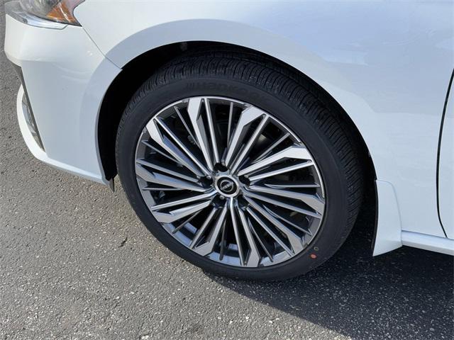 new 2025 Nissan Altima car, priced at $33,796