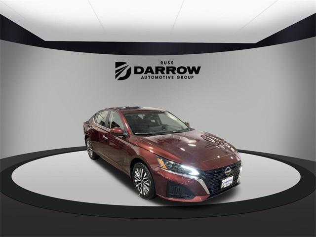 new 2024 Nissan Altima car, priced at $30,392