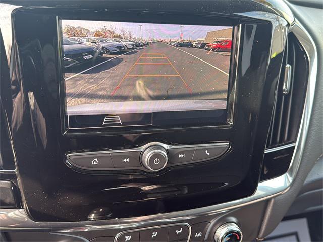 used 2020 Chevrolet Traverse car, priced at $18,121