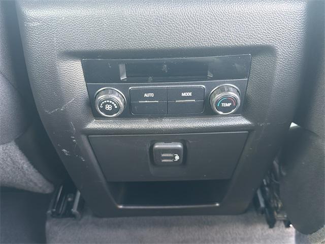 used 2020 Chevrolet Traverse car, priced at $18,121