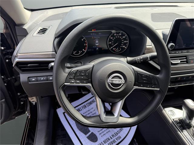 used 2023 Nissan Altima car, priced at $20,934