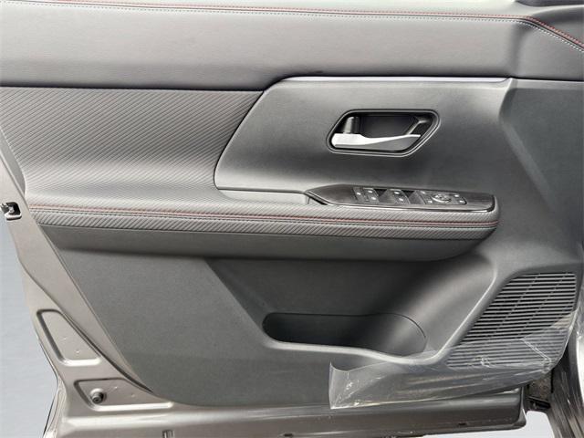 new 2025 Nissan Kicks car, priced at $24,859