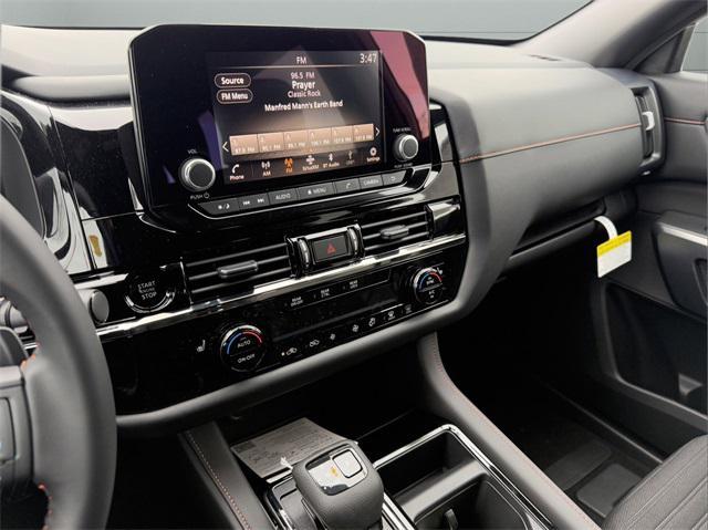 new 2025 Nissan Pathfinder car, priced at $42,163