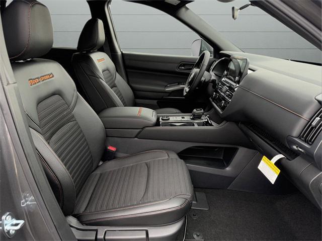 new 2025 Nissan Pathfinder car, priced at $42,163