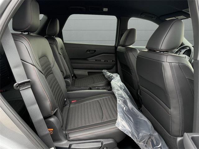 new 2025 Nissan Pathfinder car, priced at $42,163