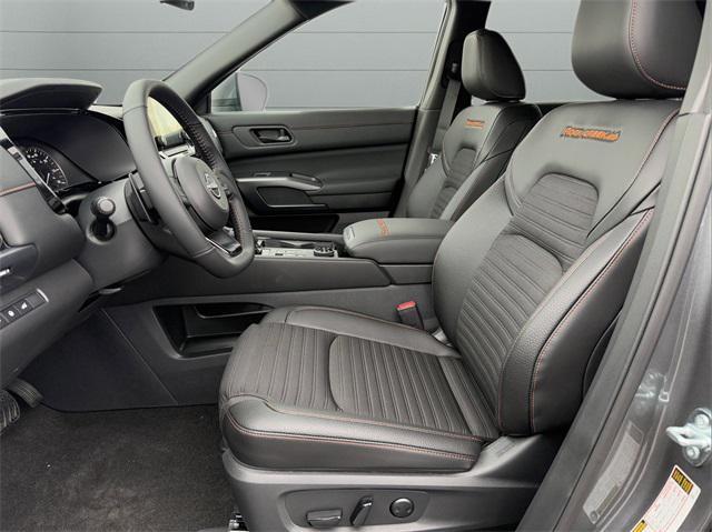 new 2025 Nissan Pathfinder car, priced at $42,163