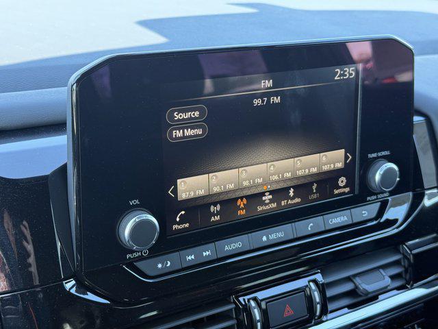new 2025 Nissan Pathfinder car, priced at $42,260