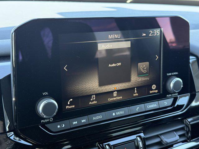 new 2025 Nissan Pathfinder car, priced at $42,260