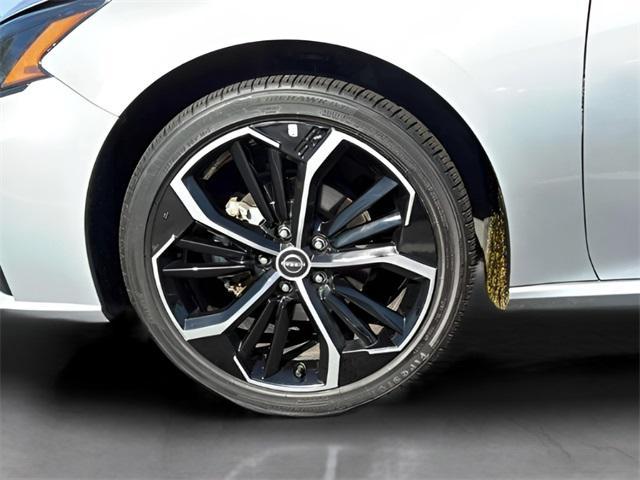 used 2023 Nissan Altima car, priced at $21,301