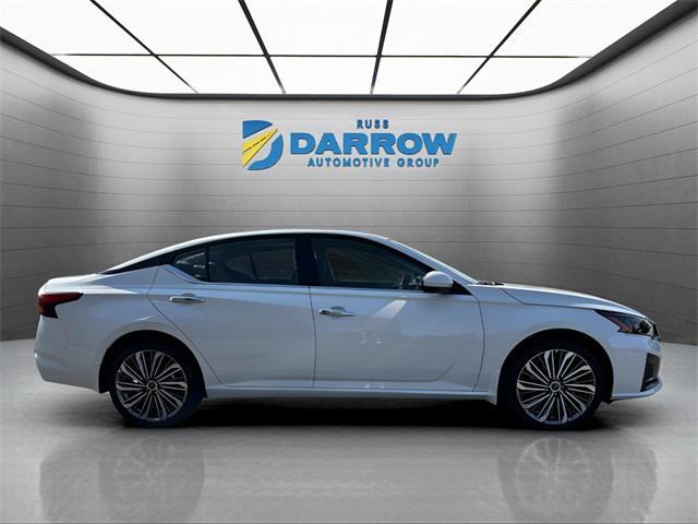 new 2025 Nissan Altima car, priced at $33,874