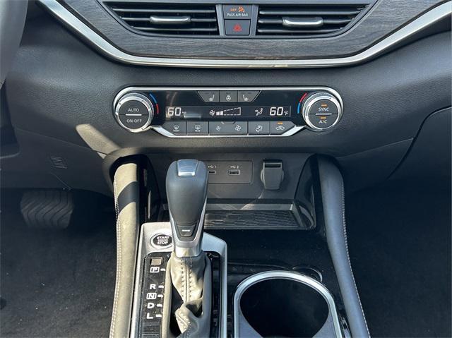 new 2025 Nissan Altima car, priced at $33,874