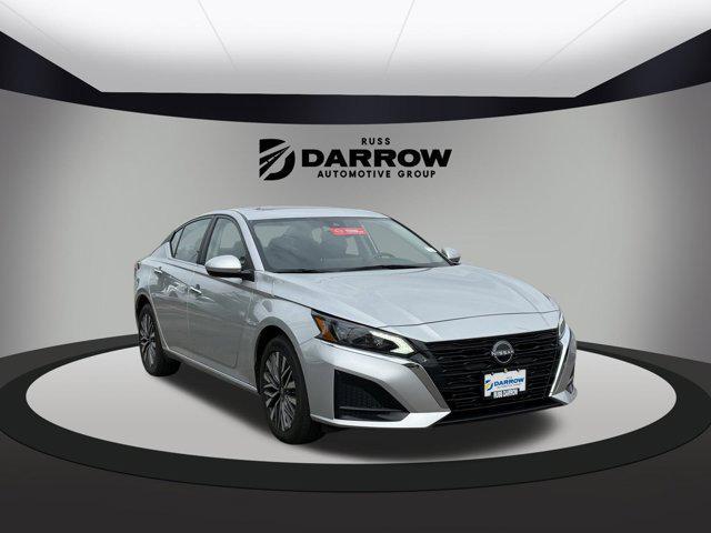 used 2024 Nissan Altima car, priced at $25,687