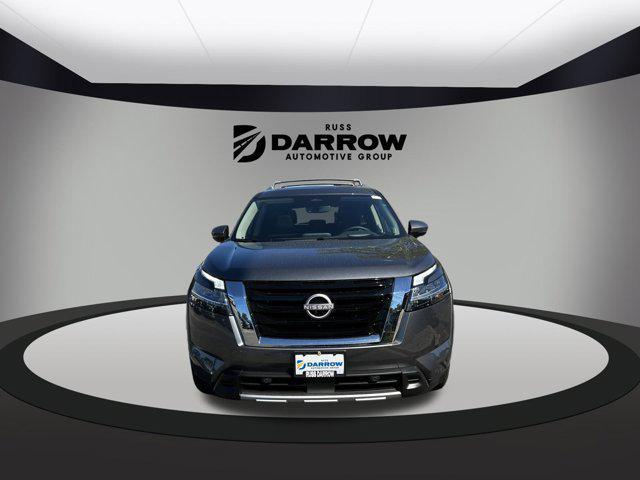 new 2024 Nissan Pathfinder car, priced at $45,396