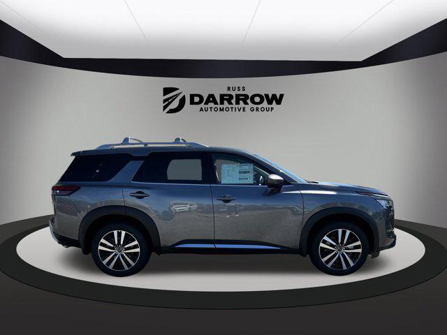 new 2024 Nissan Pathfinder car, priced at $45,396