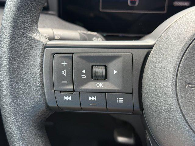 new 2025 Nissan Kicks car, priced at $27,512