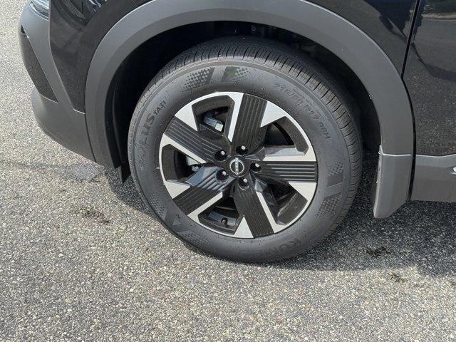 new 2025 Nissan Kicks car, priced at $27,512