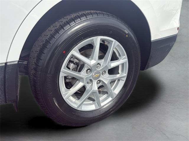 used 2022 Chevrolet Equinox car, priced at $21,339