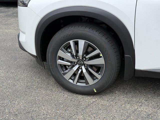 new 2025 Nissan Pathfinder car, priced at $42,682