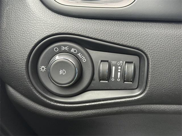 used 2020 Jeep Renegade car, priced at $21,976
